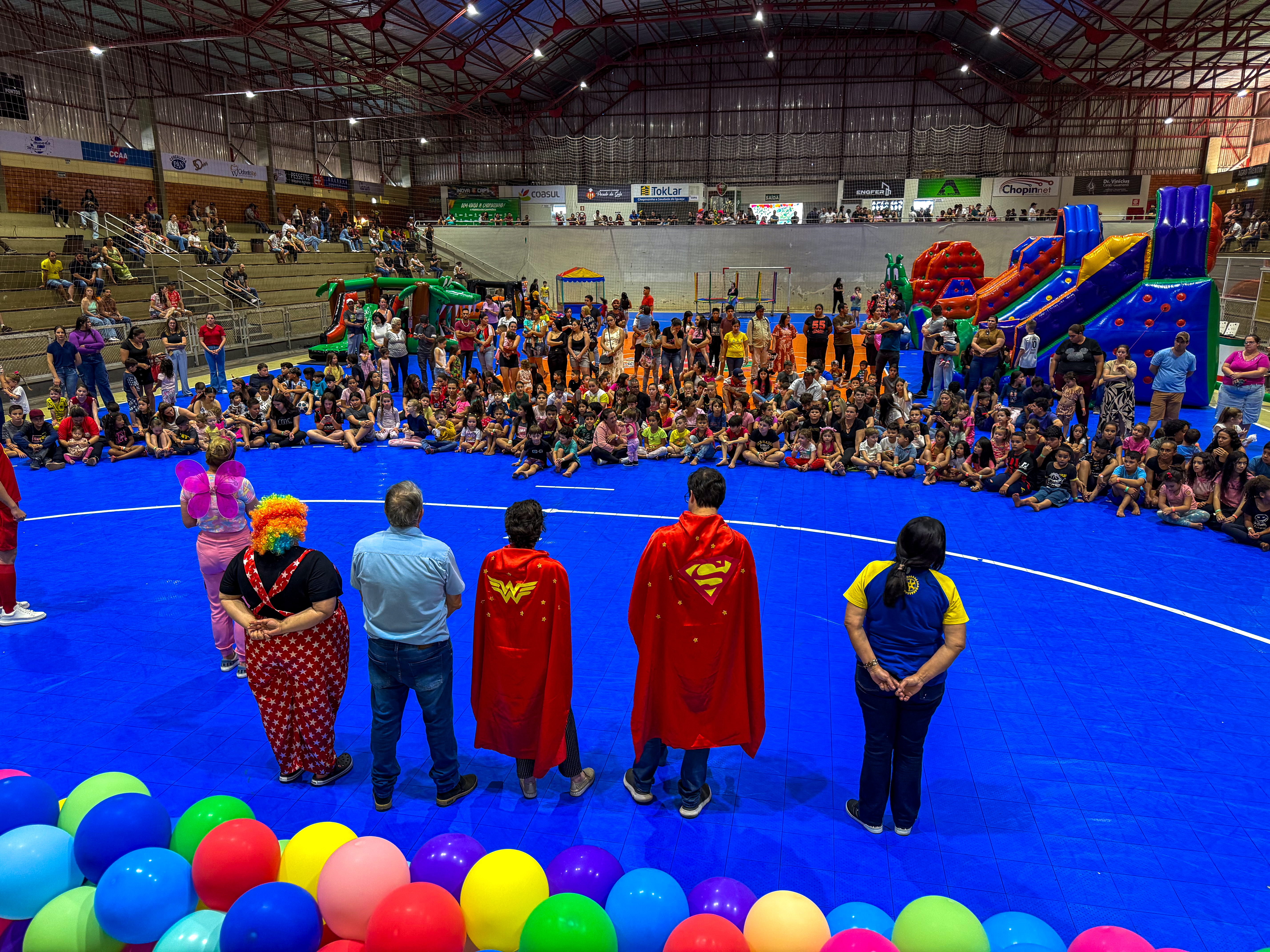 Brinca Chopim leva alegria e diversão às famílias no Dia das Crianças