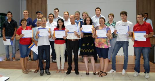 Formatura cursos da Administração Municipal em parceria com o Senac
