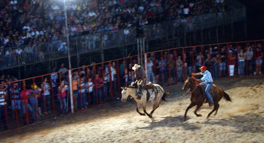 Chopinzinho recebeu grande público nos três dias de Rodeio Country