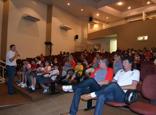 Abertura Oficial das escolinhas de treinamento esportivo aconteceu na sexta-feira, 21