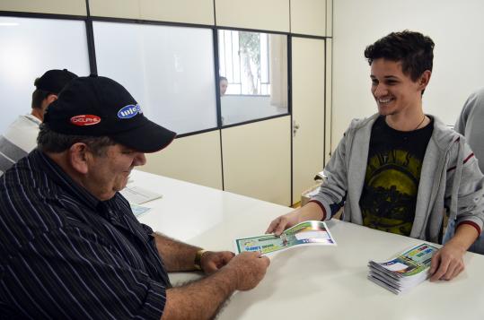 Carnês IPTU começaram a ser entregues