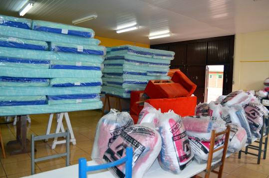 Administração recebe donativos para Chopinzinhenses prejudicados por alagamentos