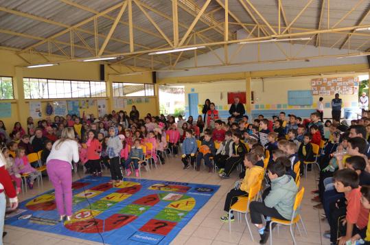 Projeto do Dia Mundial dos cuidados com a voz vai às Escolas Municipais