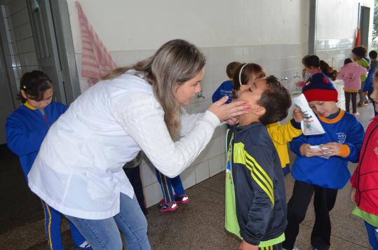 Projeto Escovação Supervisionada nas Escolas realiza ações