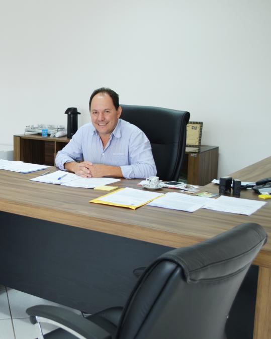 Prefeito Rogério Masetto consegue recursos para o município em Brasília