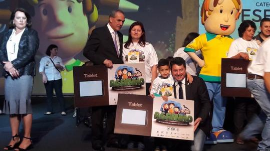 Escola Rural Municipal Visão do Futuro é premiada em duas categorias no Agrinho 2016