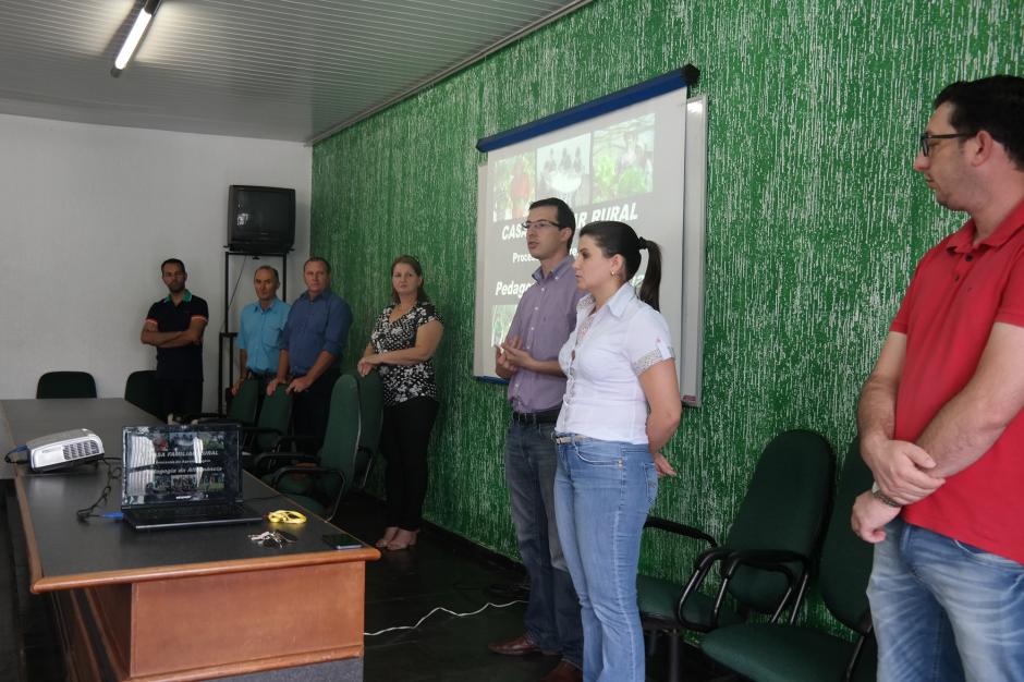 Reunião marca início do ano letivo da Casa Familiar Rural