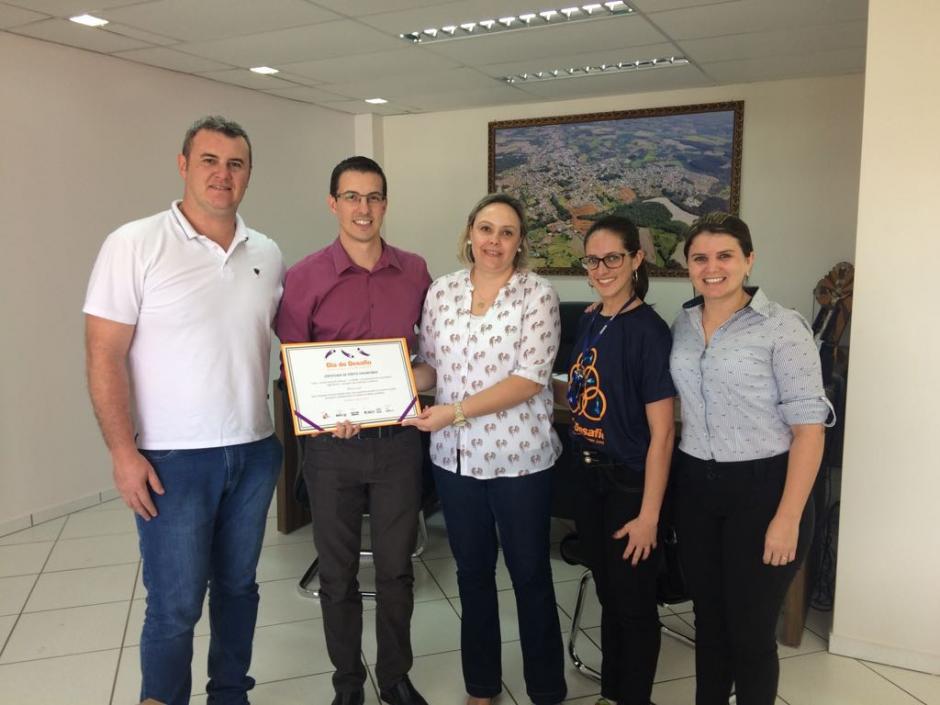 Prefeito Álvaro Scolaro recebe visita do Sesc