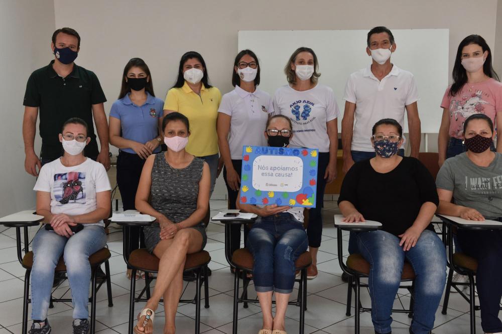 Em reunião, familiares de crianças com autismo apresentam demandas ao Município