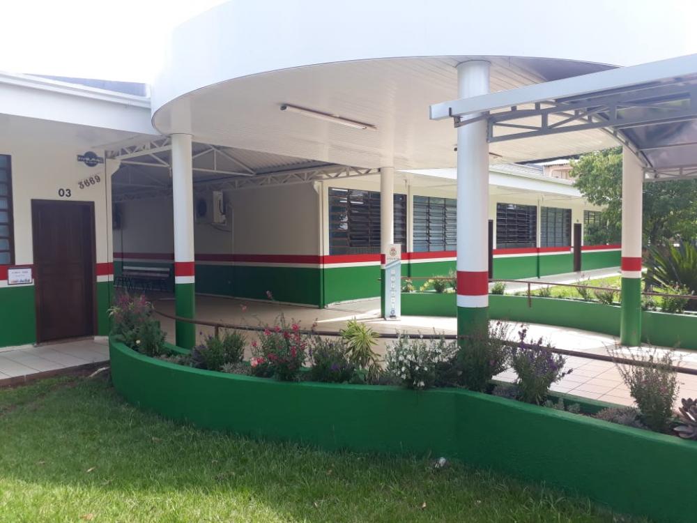 ESCOLAS MUNICIPAIS RECEBEM REFORMA E AMPLIAÇÃO