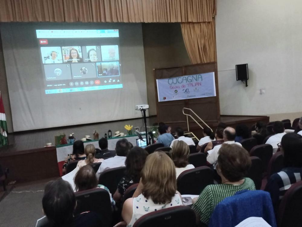 CURSO DE TALIAN É OFERTADO EM CHOPINZINHO PELA UNICENTRO