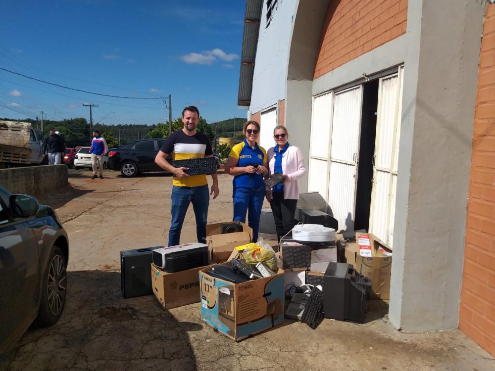 CHOPINZINHO REALIZA CAMPANHA DE COLETA DE LIXO ELETRÔNICO