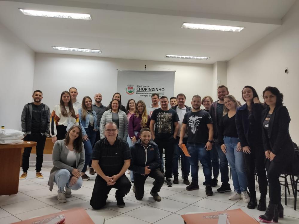 SECRETARIA DE DESENVOLVIMENTO ECONÔMICO REALIZOU PALESTRA SOBRE ESTRATÉGIA DE MARKETING