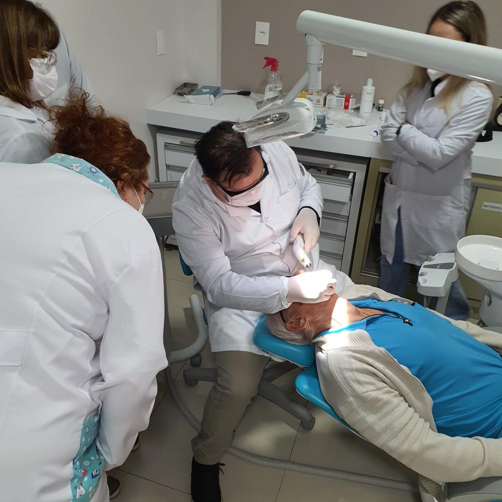 MUNICÍPIO DE CHOPINZINHO PROMOVE CAPACITAÇÃO DOS CIRURGIÕES DENTISTAS.