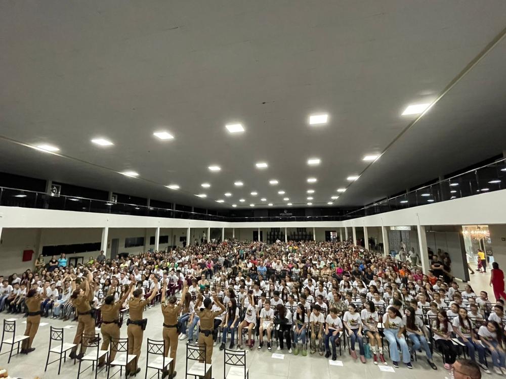 MUNICÍPIO DE CHOPINZINHO REALIZA FORMATURA DO PROGAMA PROERD 2023.